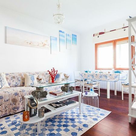 Titty Beach House Санта Маринела Екстериор снимка